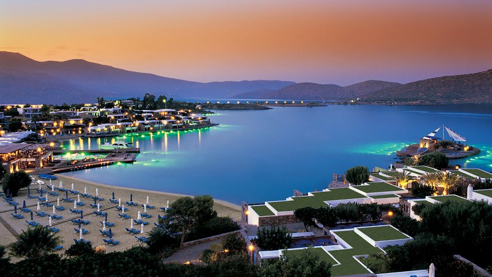 Cosmopolitan Holidays At Elounda Village In Crete
