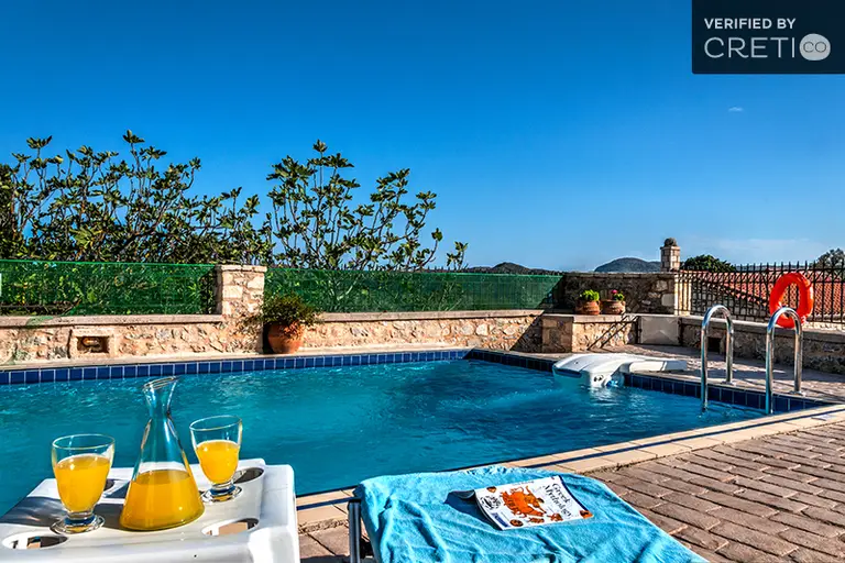 Metoxi Pool Villa