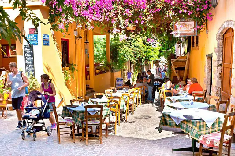 Tavern in Theotokopoulou Streed of Topanas district