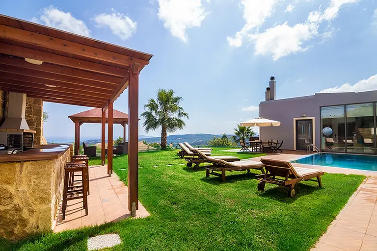 Luxury family villa close to Maleme, Chania