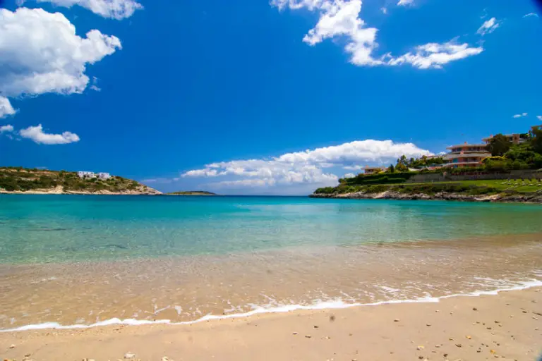 Loutraki Beach - Villas In Crete